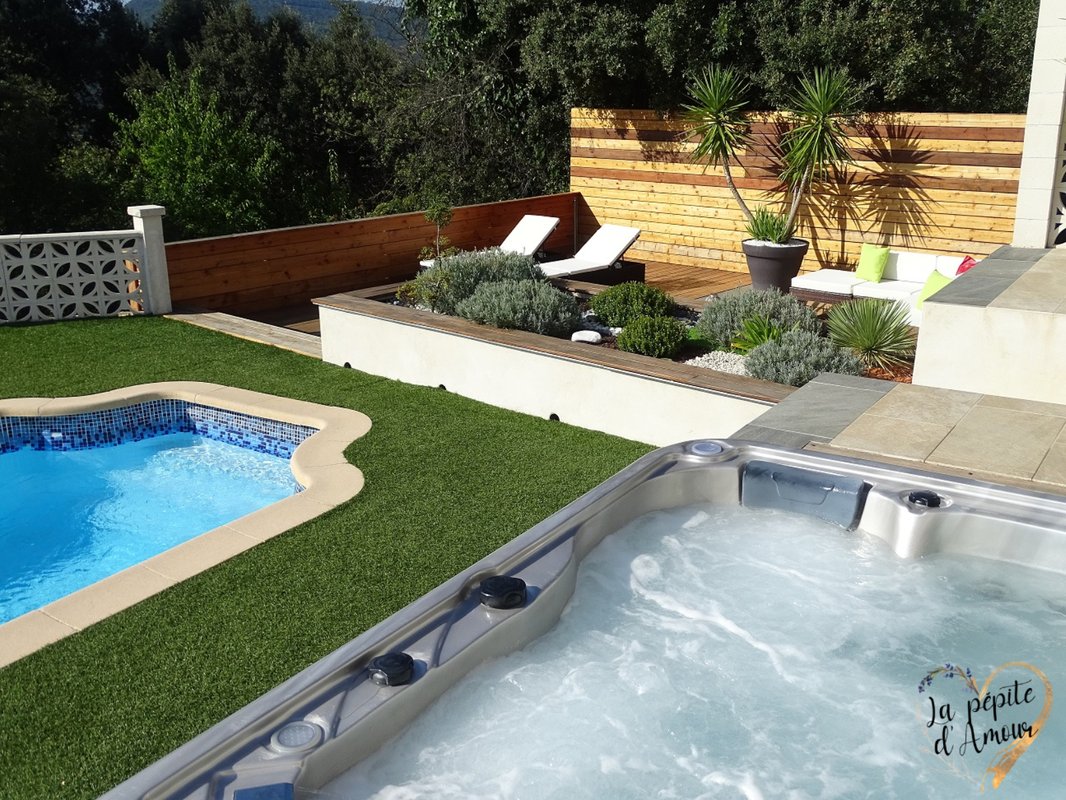 La Pépite d'Amour, villa 5* avec spa privatif, sauna, piscine privée à volonté ! à Ste Anastasie Sur Issole (2)
