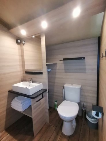 Hébergement AbracadaRoom : Tente lodge 5 personnes - Image 6