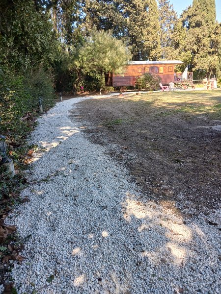 Hébergement AbracadaRoom : La Roulotte Spa bohème - Image 3