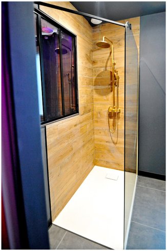 Hébergement AbracadaRoom : Évasion safari unique, SPA XXL, CASCADE D'EAU, CINÉMA PRIVÉ, 5 min du centre - Image 25