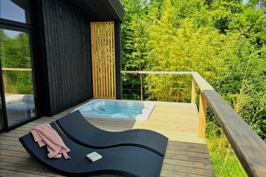 Cabane Petite Ourse & Spa à Cunlhat (2)