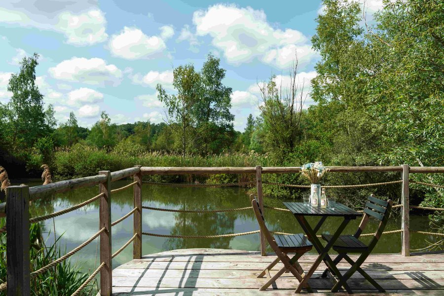 Hébergement AbracadaRoom : Cabanes Duo Spa sur Pilotis au Bord de l'Eau - Image 16