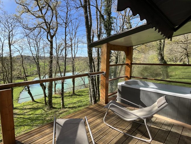 Hébergement AbracadaRoom : La Cabane Spa du Lac - Image 1