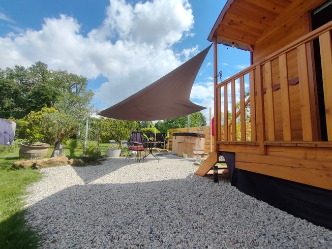 Domaine AbracadaRoom : La Roulotte d'Elfes & spa (climatisée) - Image 14