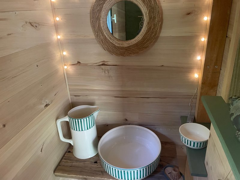 Hébergement AbracadaRoom : Ti'Nid, cocon confortable et lumineux - Image 18