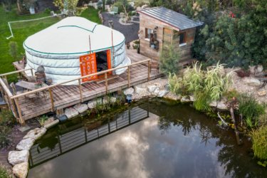 L'âne et sa yourte & Spa à St Martin La Plaine (3)