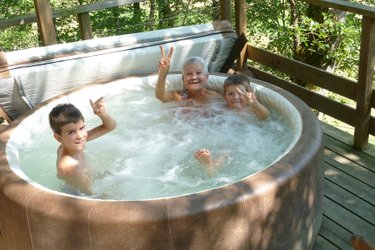 Cabane des Bois & Spa à Estipouy (3)