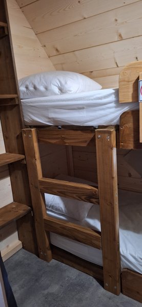 Hébergement AbracadaRoom : Cabane Family Violette - Image 5