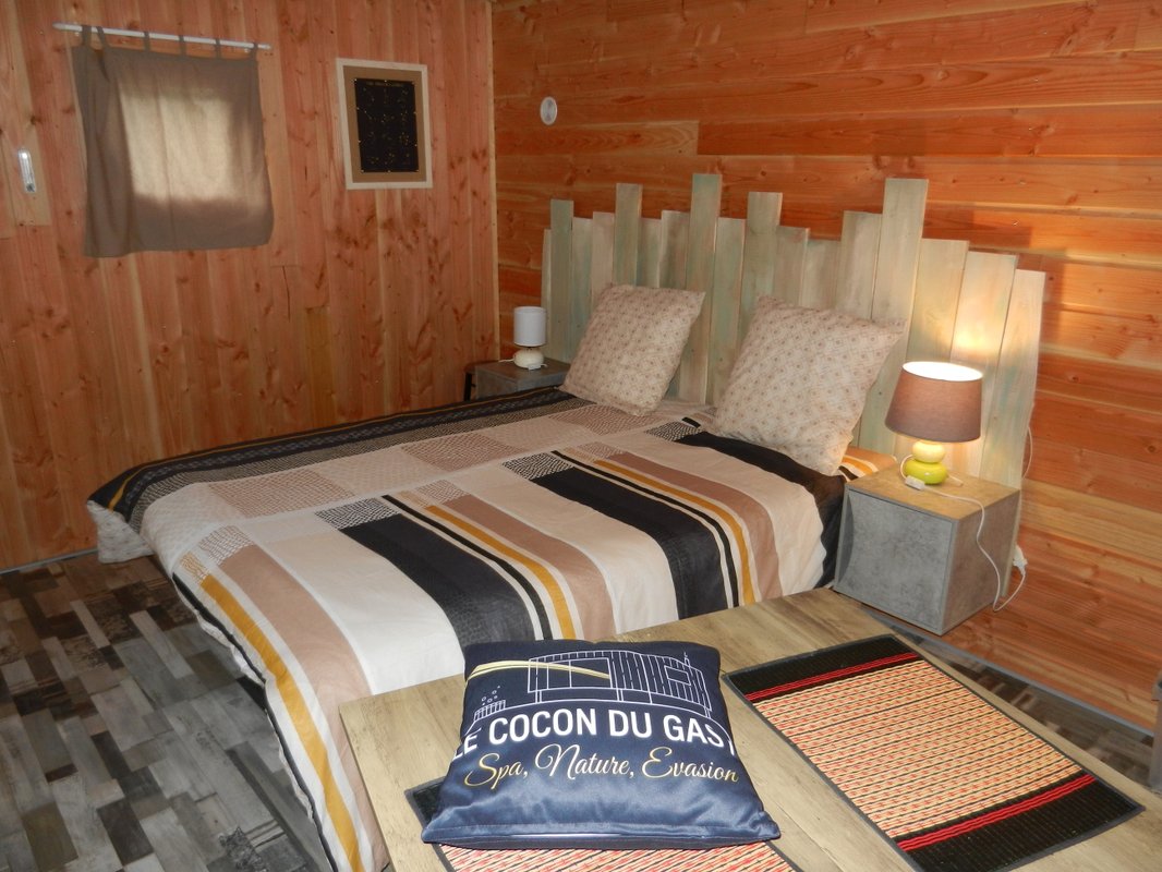 Cabane-Spa Cocon du Gast à Lourdoueix Saint-Pierre (2)