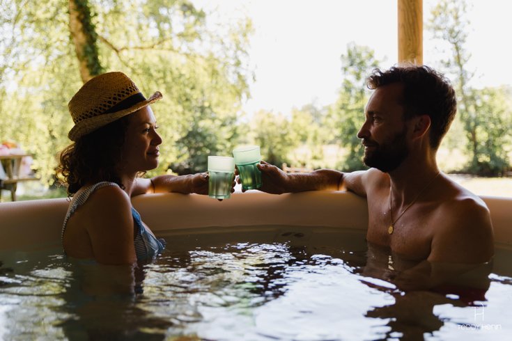 Hébergement AbracadaRoom : La Bulle au bord de l'eau & Spa et Vélos électriques - Image 2