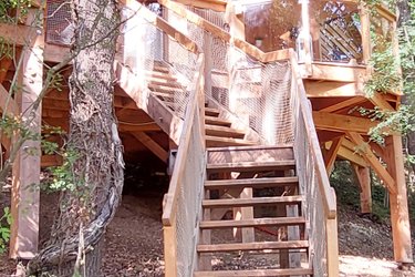 Cabane perchée ASTERIA & Spa à Sarrant (4)