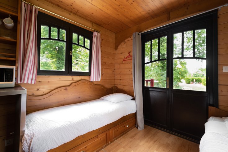 Hébergement AbracadaRoom : Roulotte Gîte familiale - Image 3