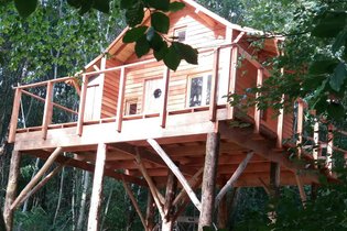 Hut op palen Kusten van Armor