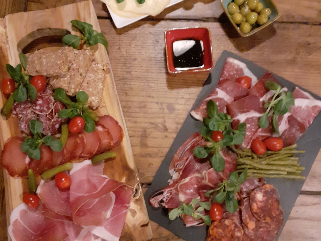 La Roulotte qui chuchote &spa à Neuilh (15)