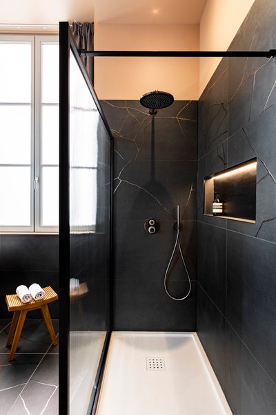 Hébergement AbracadaRoom : NEAT SUITE  -SPA & CINEMA - Image 11