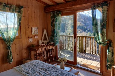 Cabane Tilleul à Singles (1)
