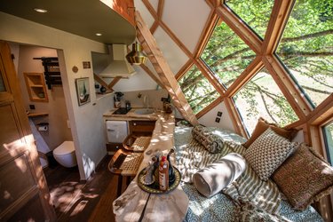 La Pomme de Pin Perchée, cabane romantique pour 2 à Autrans (4)