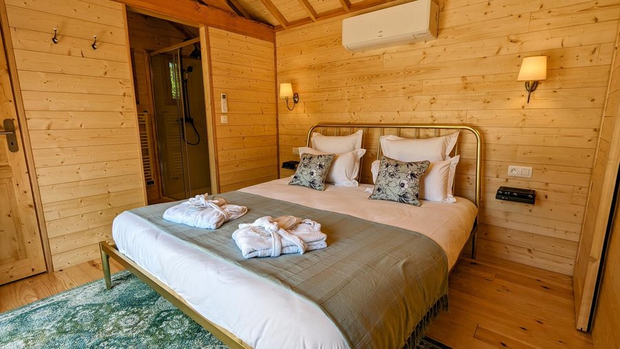 Hébergement AbracadaRoom : La cabane du Domaine des Ecus d'Or - Image 5