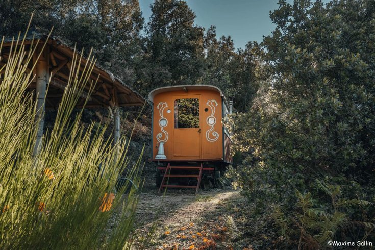 Hébergement AbracadaRoom : Roulotte de Lascoutch - Image 1