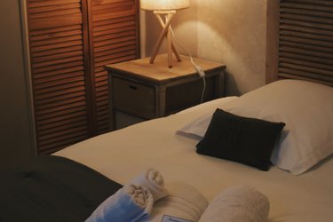 Chambre d'hôte le refuge Kaki du Château Ste Colombe à Saint Genies Des Mourgues (4)