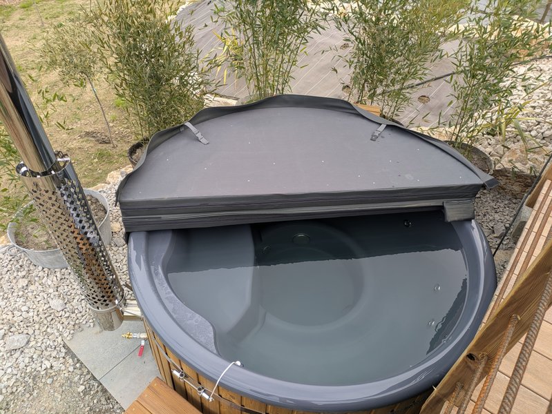 Hébergement AbracadaRoom : L'âne et sa yourte & Spa - Image 20