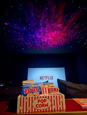 Hébergement AbracadaRoom : Movie-room  - Cinéma privé Centre ville & King size - Image 12