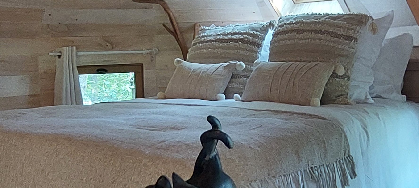 Cabane perchée GAIA & Spa à Sarrant (42)