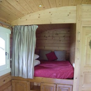 Hébergement AbracadaRoom : Roulotte-Gîte 1 nuit - Image 6