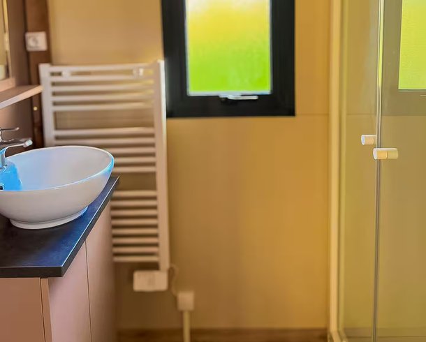 Hébergement AbracadaRoom : Chalet crémant & Sauna & Bain nordique - Image 10