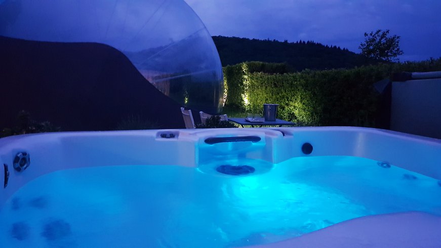 Hébergement AbracadaRoom : Bulle Spa Charvaz - Image 2