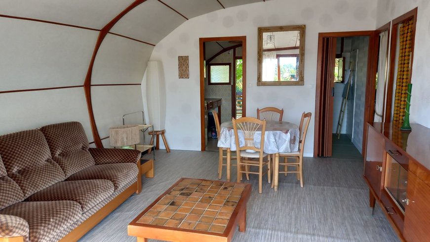 Hébergement AbracadaRoom : L'insolite Tonneau Creusois des années 70 - Image 6