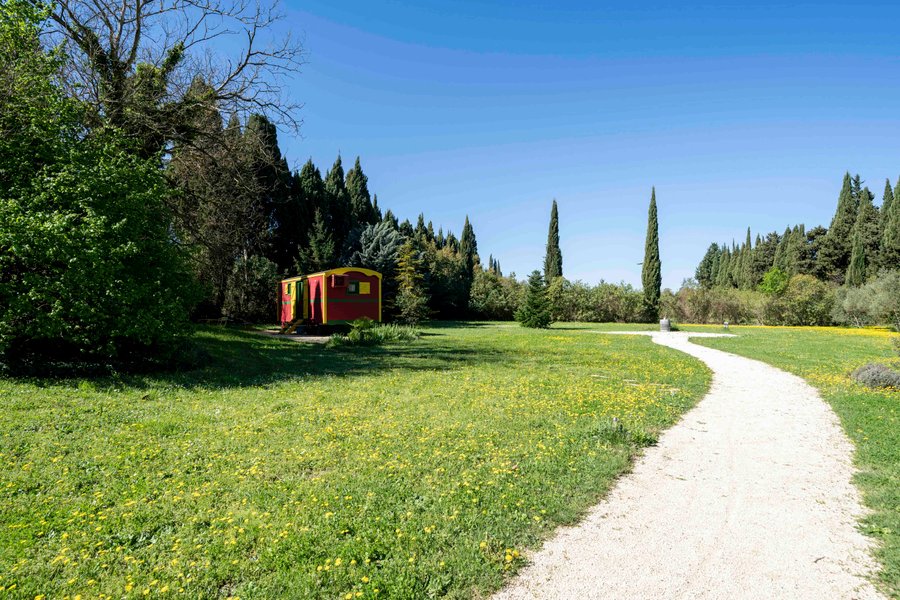 Hébergement AbracadaRoom : Roulotte Marius & Piscine en Provence - Image 18