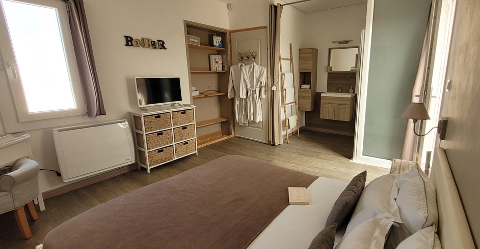 Hébergement AbracadaRoom : Le Mas Blanc & Spa - Image 4