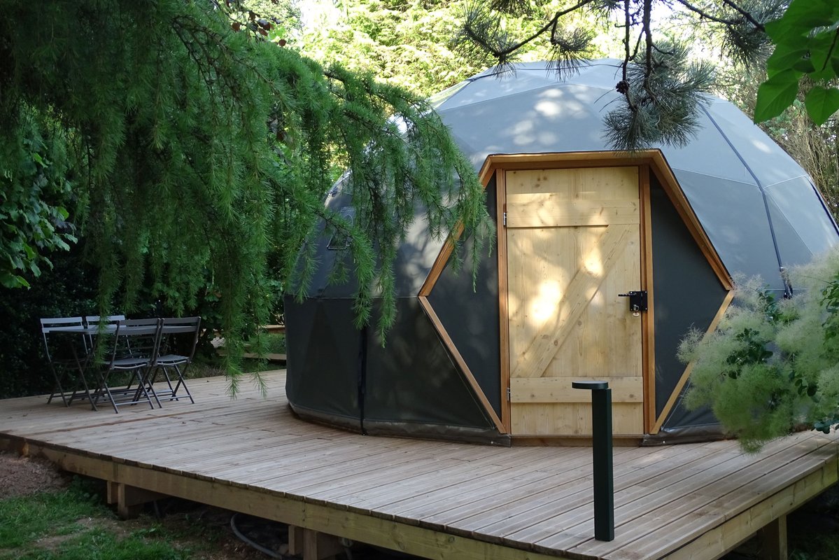 La Bulle Dôme Premium de la Parenthèse Insolite & son bain nordique à Dialan Sur Chaine (26)