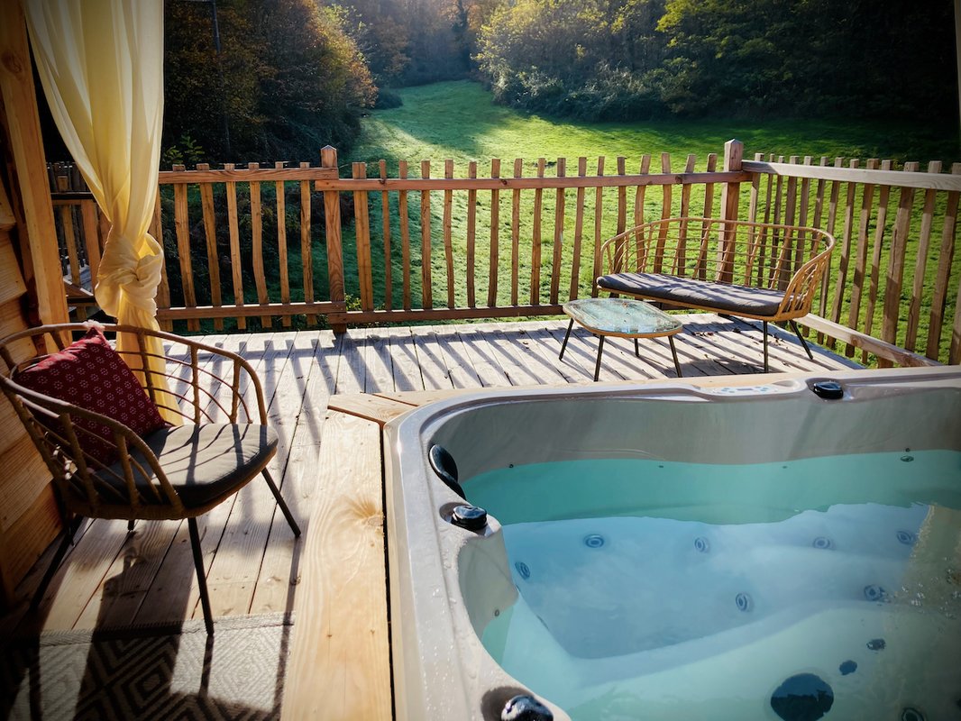 Cabane La Douce Parenthèse & Spa & Sauna à Brive La Gaillarde (25)