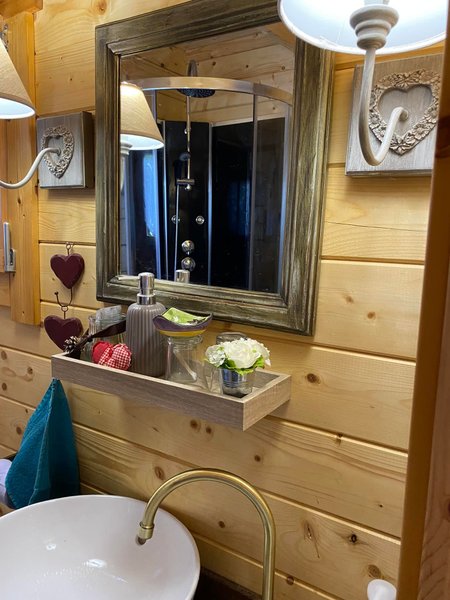 Hébergement AbracadaRoom : Cabane Romantique Du Jardin Balnéothérapie - Image 15