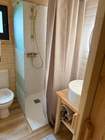 Domaine AbracadaRoom : La roulotte dorée - Image 7