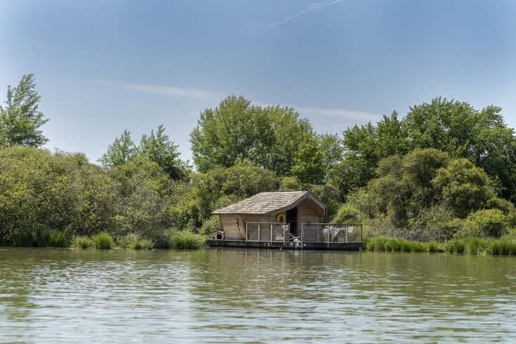 Hébergement AbracadaRoom : Cabane Familiale flottante Guppy - Image 1