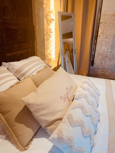 Hébergement AbracadaRoom : La Chambre de Caractère - Image 8