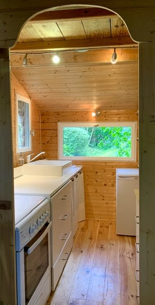 Hébergement AbracadaRoom : Chalet au bord de l’eau et des chevaux - Image 9