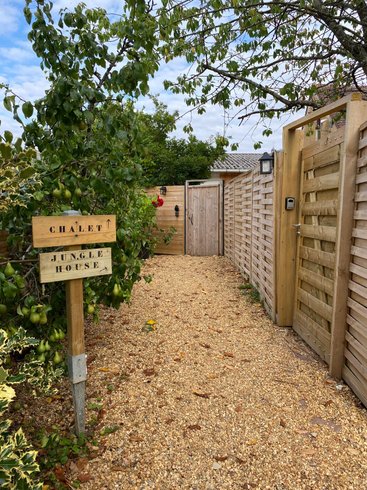 Hébergement AbracadaRoom : Chalet Cocooning & Bain Nordique Privatif - Image 12