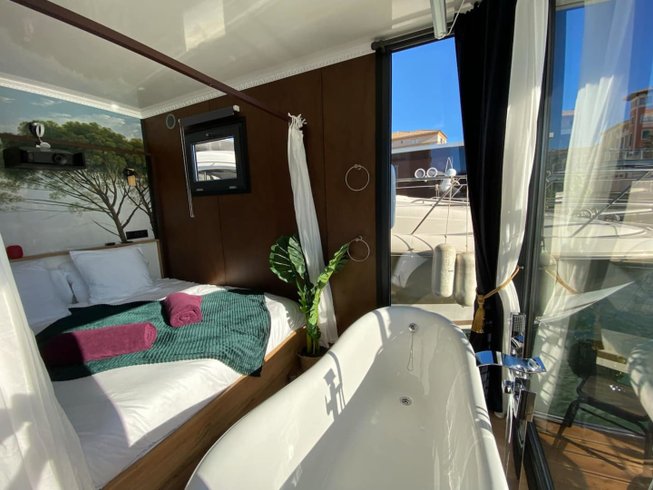 Domaine AbracadaRoom : L'Escale Royale Fréjus - Image 9