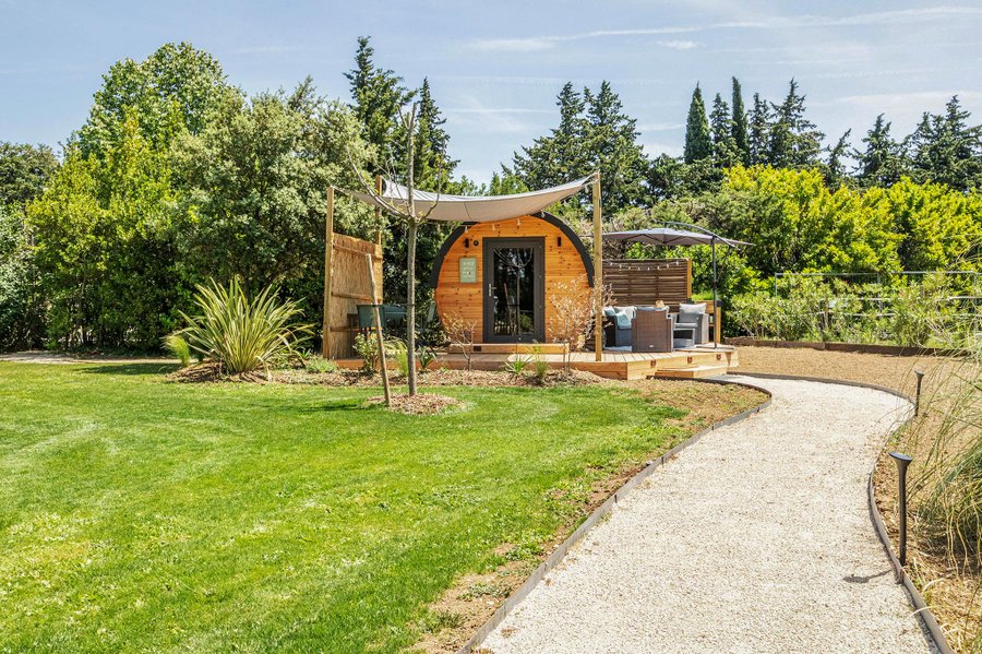 Hébergement AbracadaRoom : Hébergement Tonneau Prestige et sa piscine - Image 15