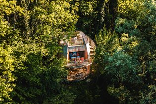Cabane sur pilotis Haute-Saône