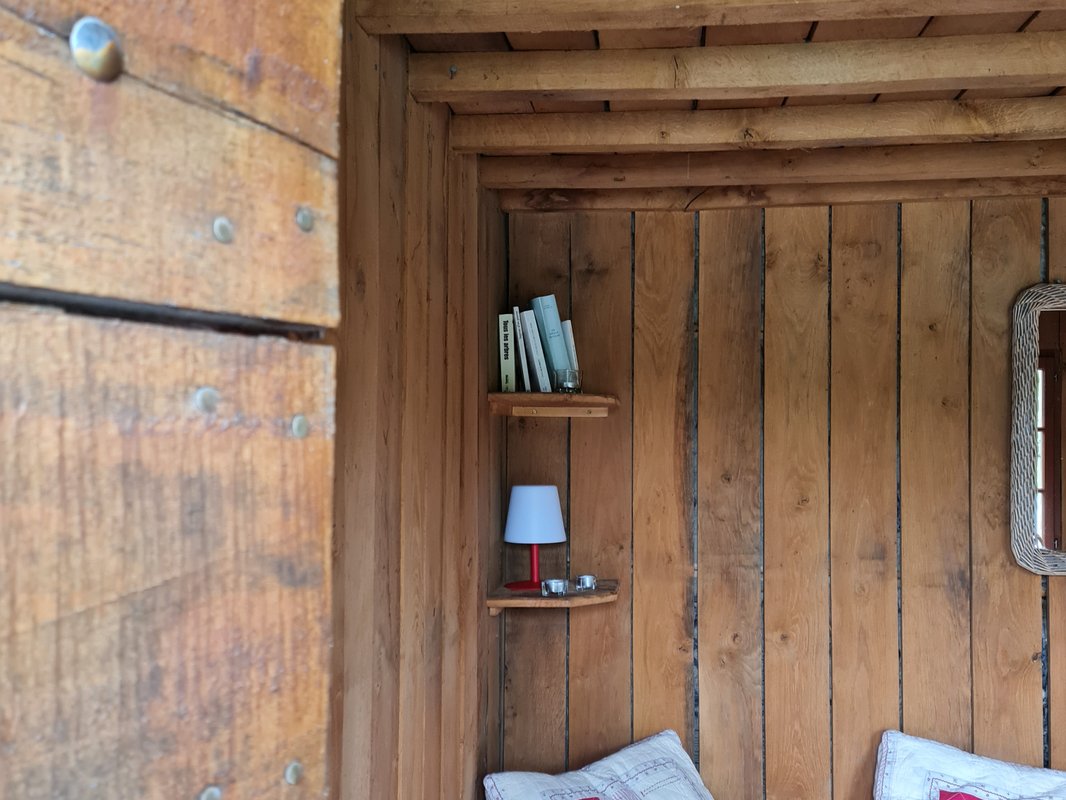 Cabane des Demoiselles à Saint-Didier-Sur-Arroux (5)