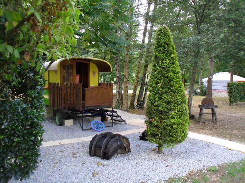 exterieur2_nino_vendee_yourte