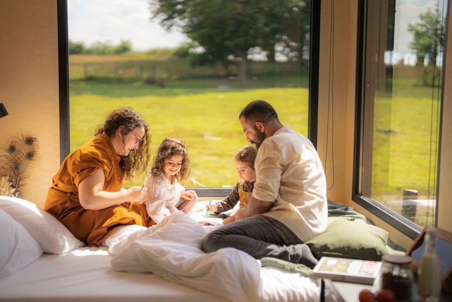Domaine AbracadaRoom : Parcel Tiny House - près des animaux dans le Jura - Image 5