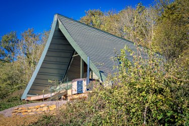 Singi : ecolodge de luxe en pleine nature avec bain nordique à Massingy-Lès-Vitteaux (1)