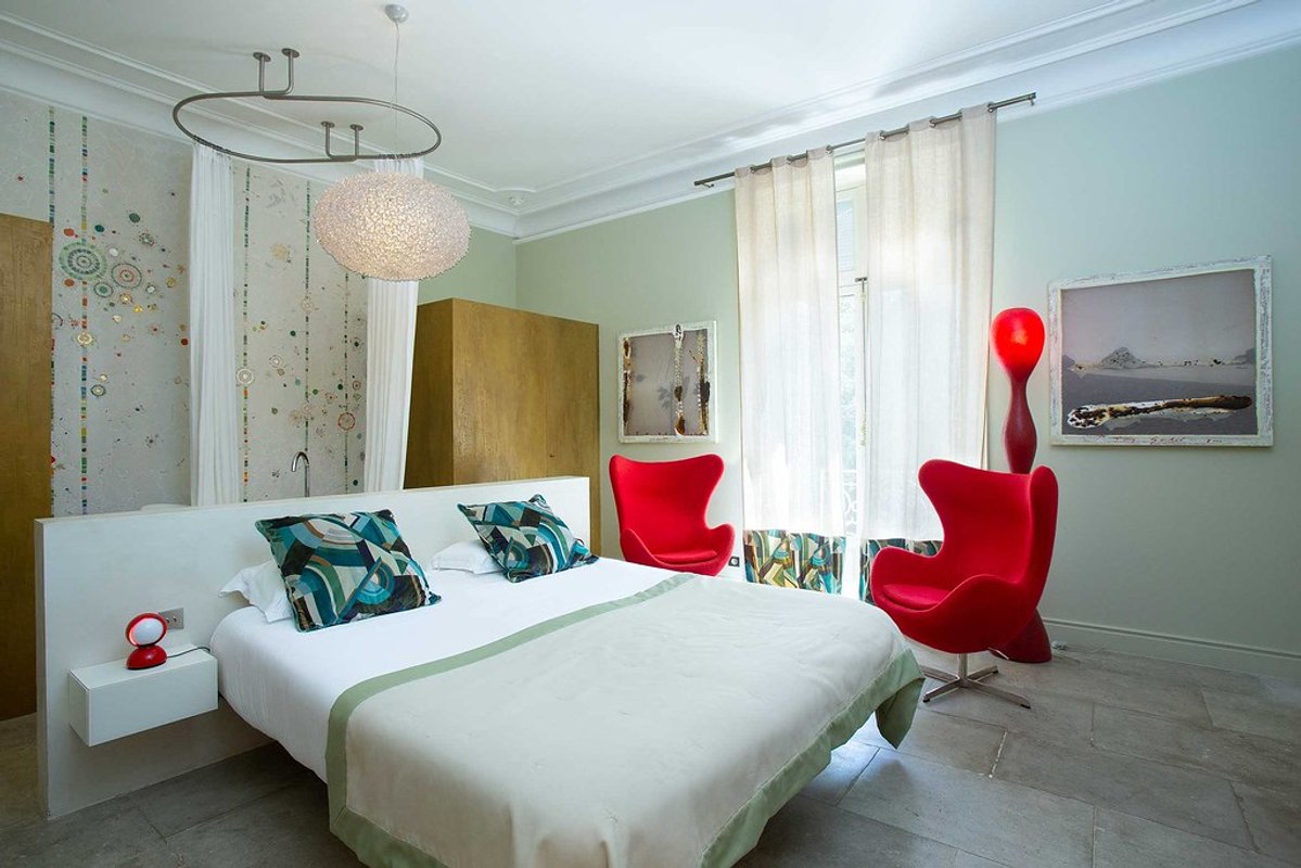 Chambre Double - Deluxe avec vue sur le jardin à Lavérune (11)