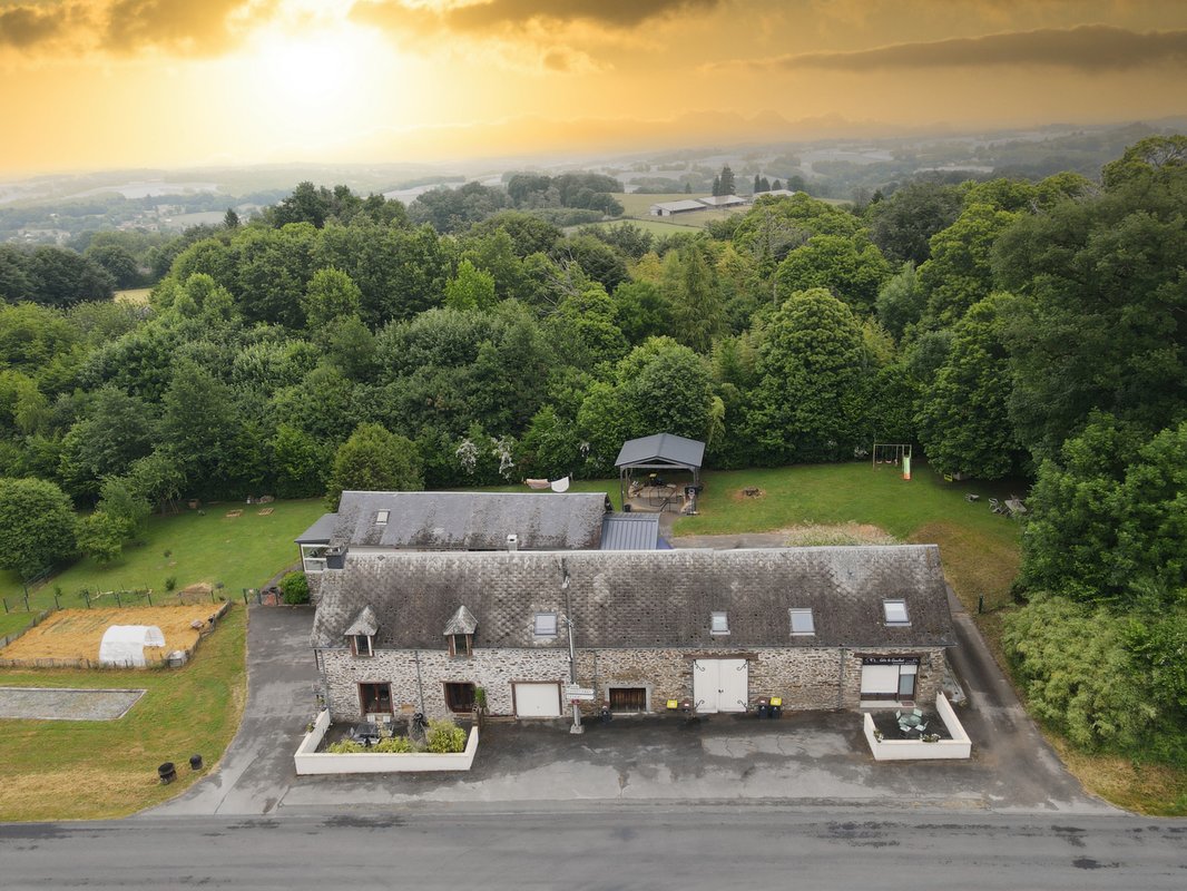 Le relais des sorciers à Espartignac (50)